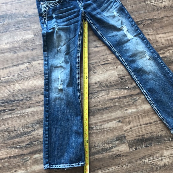 Silver Tuesday low bootcut 26/28” distressed jeans - Picture 8 of 16